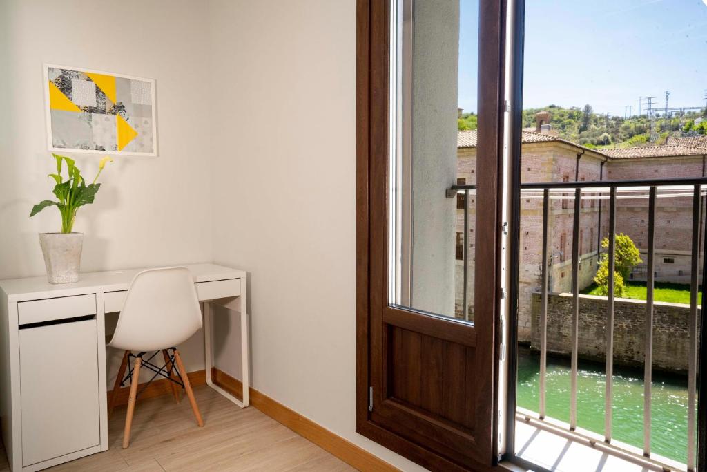 Un balcón o terraza de Apartamentos Terraza Ega