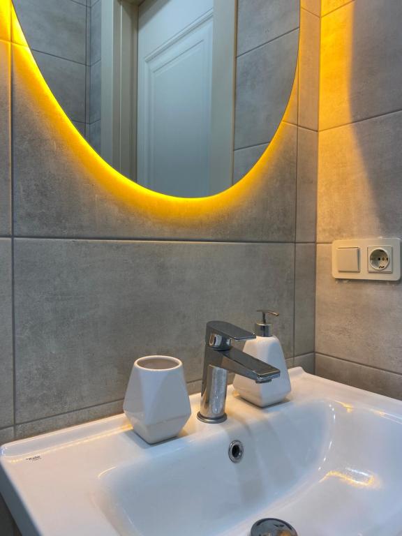 Fotografie z fotogalerie ubytování Cozy cubby in Batumi v destinaci Batumi