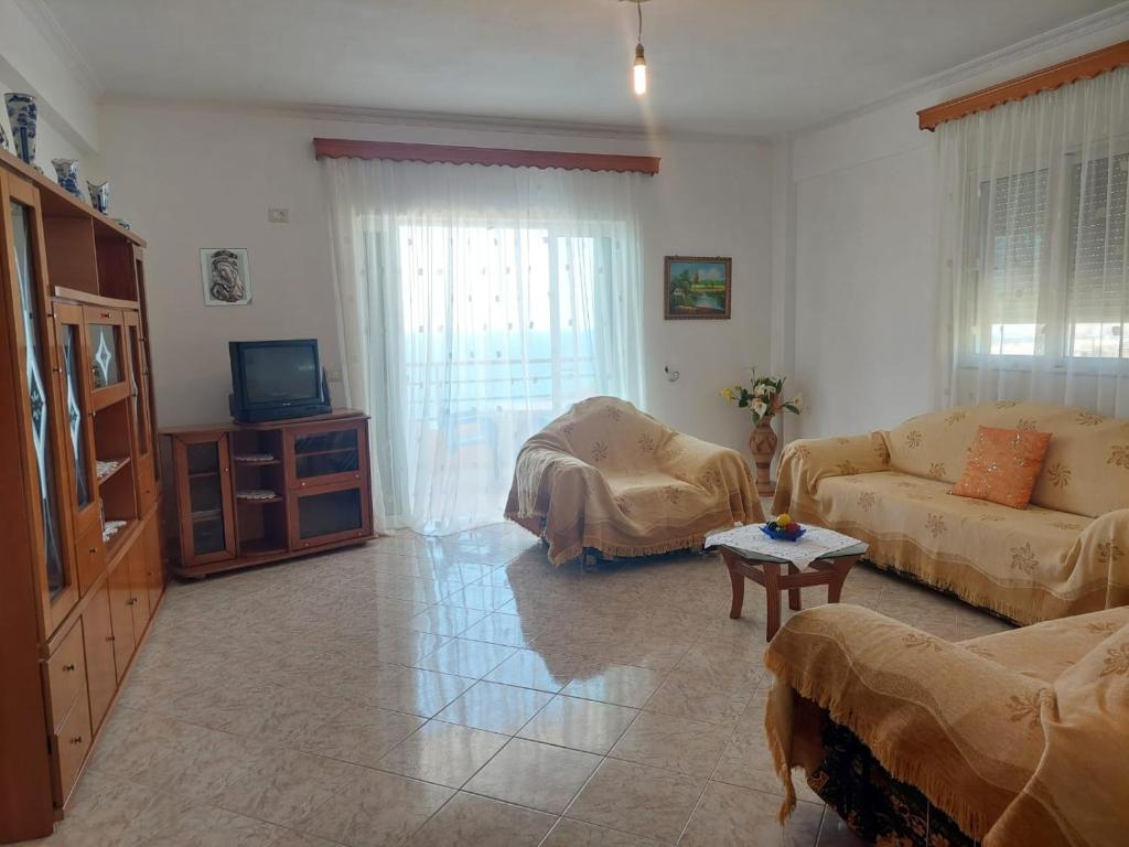 Sea View Family Apartment - Image 5