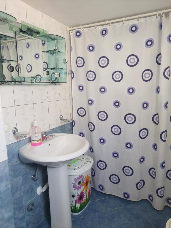 Sea View Family Apartment - Image 8