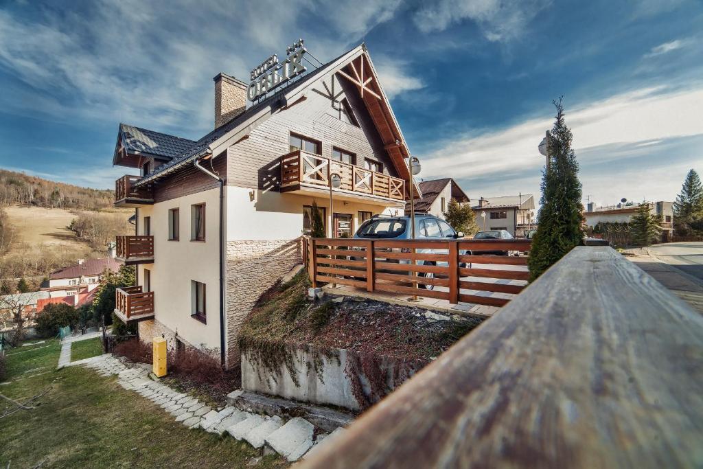 Budova, v ktorej sa hotel nachádza