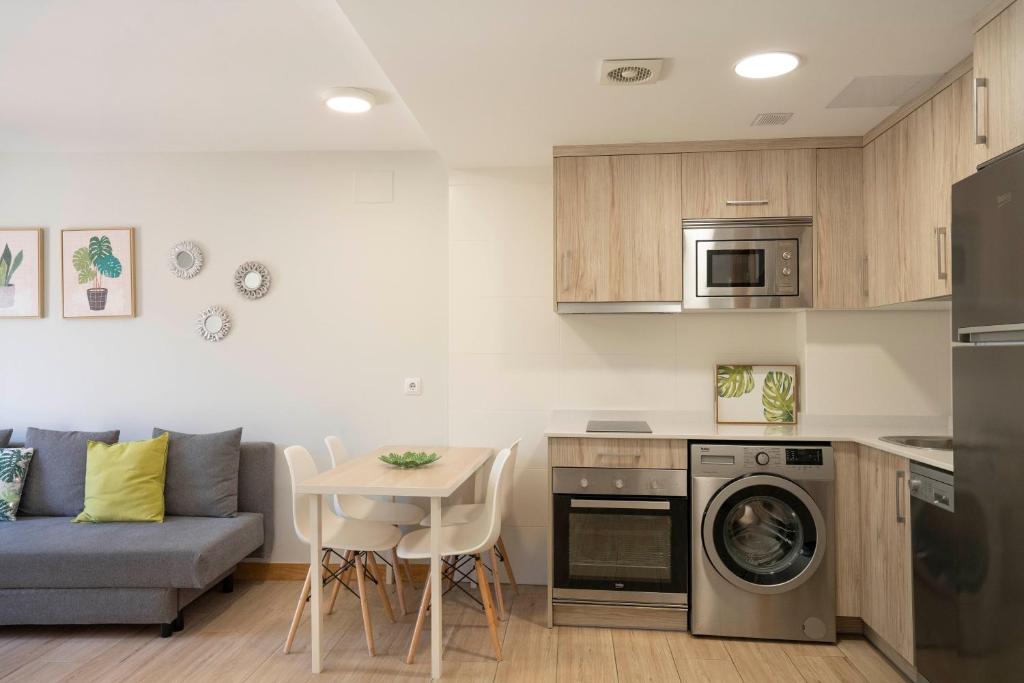 Una cocina o zona de cocina en Apartamentos Terraza Ega