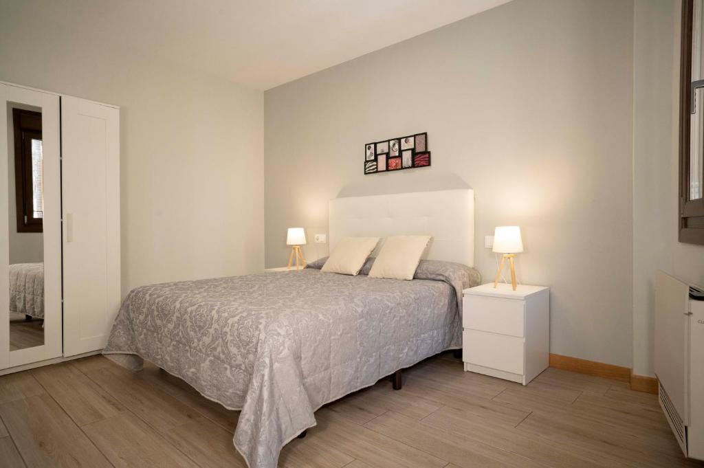 Cama o camas de una habitación en Apartamentos Terraza Ega