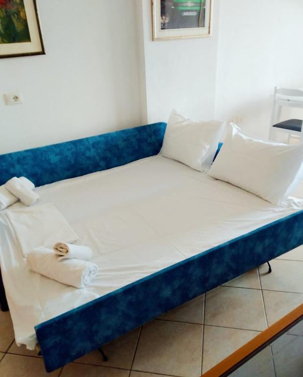 DEA APARTMENTS - Image 2