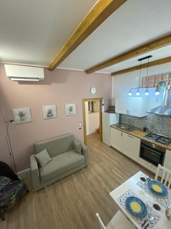 Kuchyň nebo kuchyňský kout v ubytování Casa di Mila