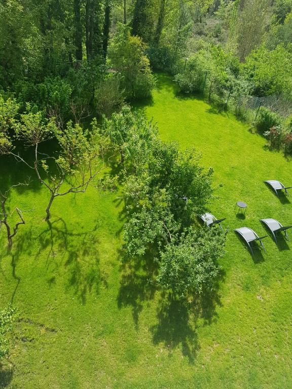 Zahrada ubytování Apartamentos Ordesa Ainsa