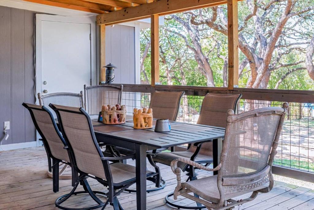 The Cottage on Lake Travis, Lakeway (updated prices 2024)