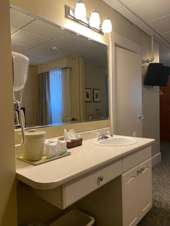Kingston Hotel - Superior Twin Room