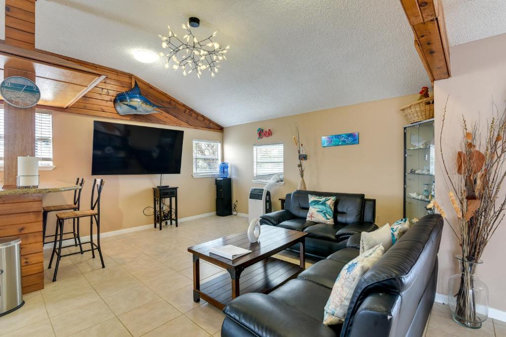 Freeport Vacation Rental about 1 Mi to Surfside Beach!, Freeport (updated prices 2024)