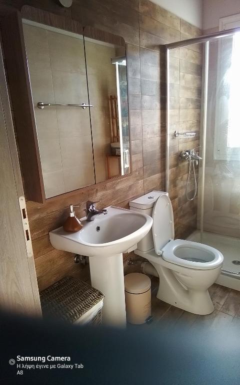 Zdjęcie z galerii obiektu Villa Raphael w Lixoúrion