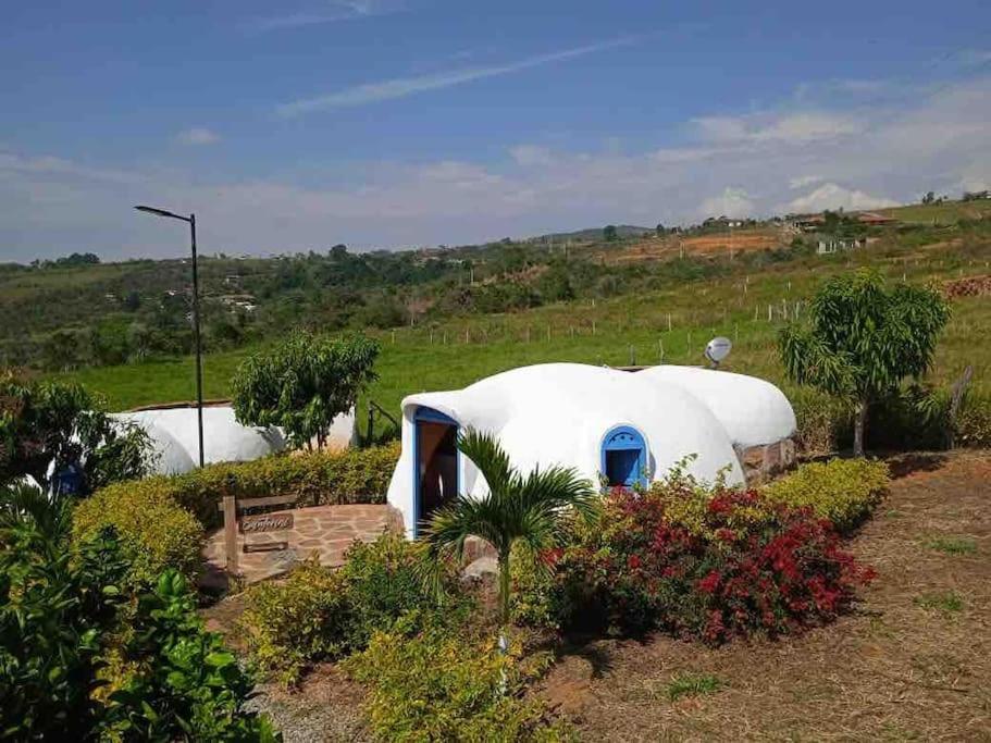 Zahrada ubytování Hermoso Glamping Santorini