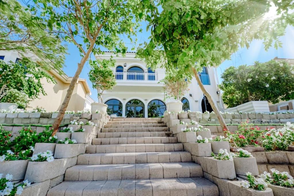 Garden Homes with Atrium Entry At Palm Jumeirah, Dubaj aktualizované