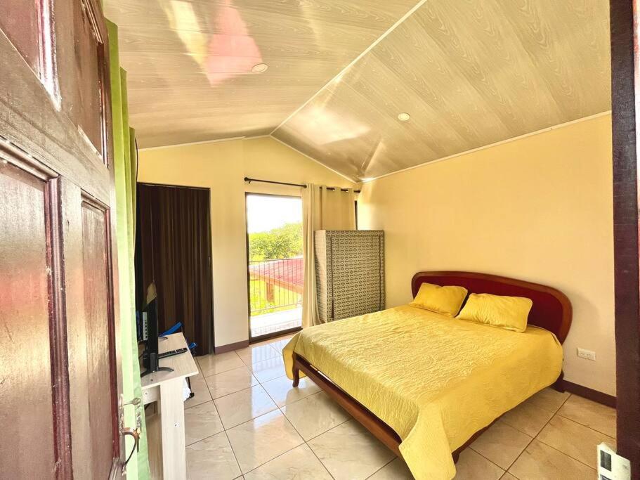 En eller flere senge i et værelse på Apartment Buenos Aires, Puntarenas