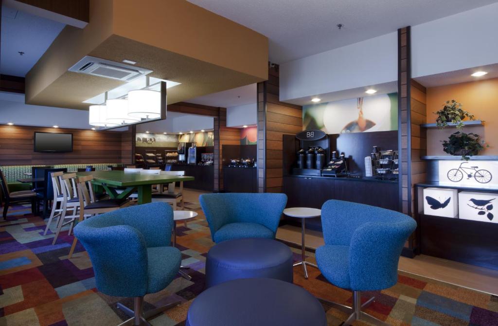 Wingate by Wyndham Gurnee photo