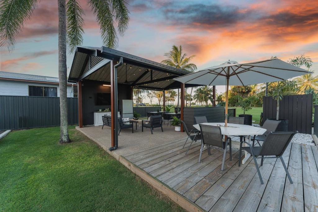Patio nebo venkovní prostory v ubytování Kinka Palms Motel