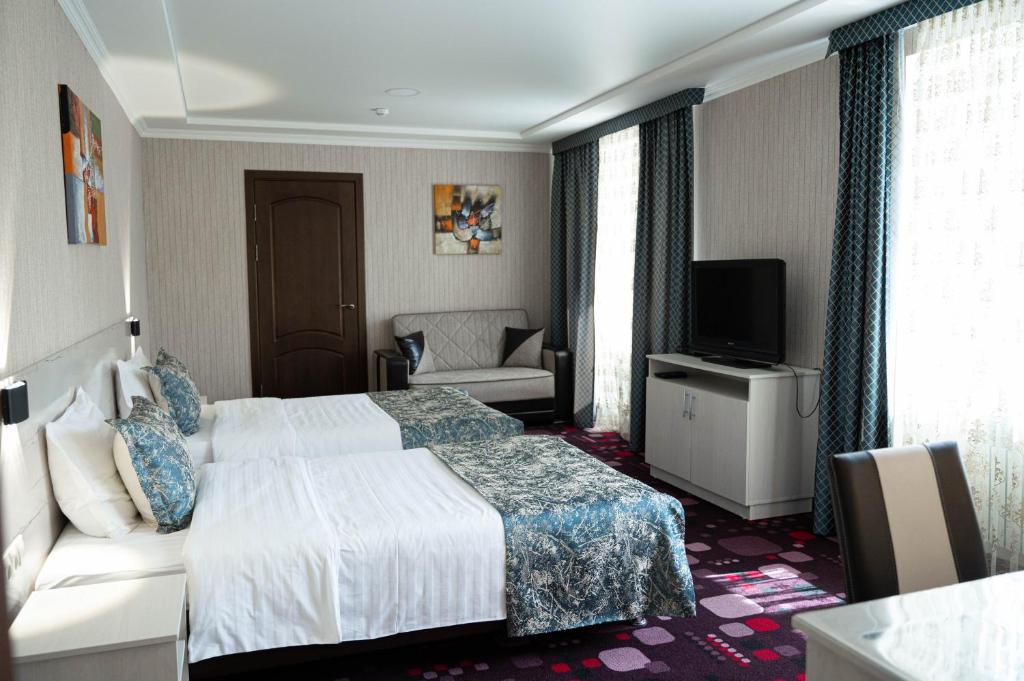 UYUTNYY DOM - Deluxe Family Suite