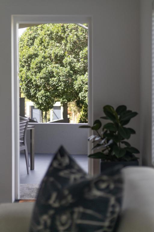 Millrock Beach House - Image 20