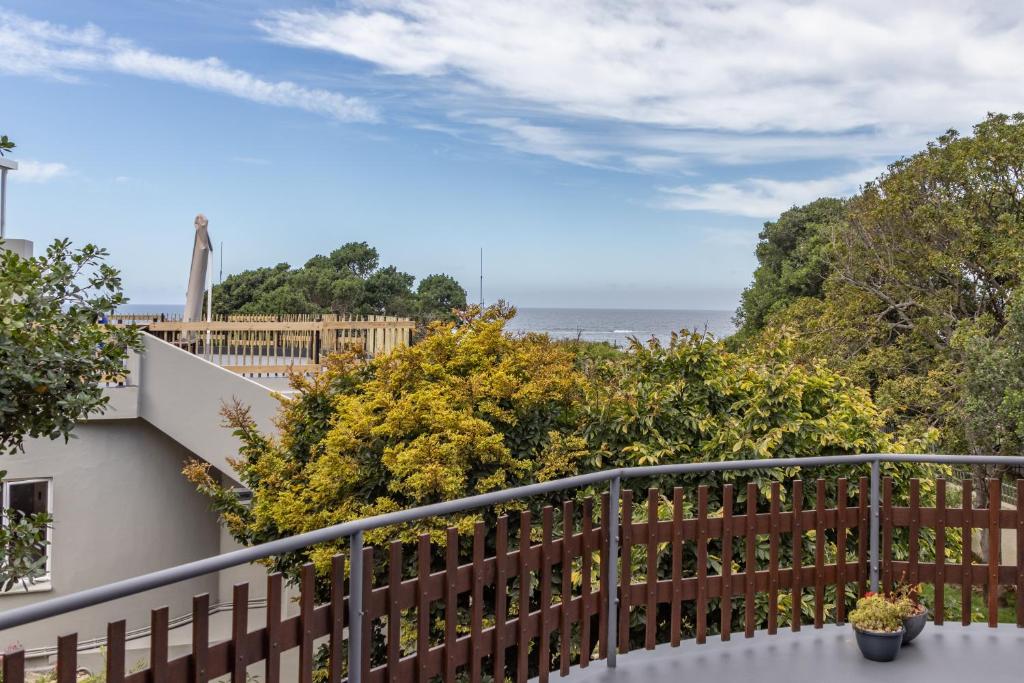 Millrock Beach House - Image 10