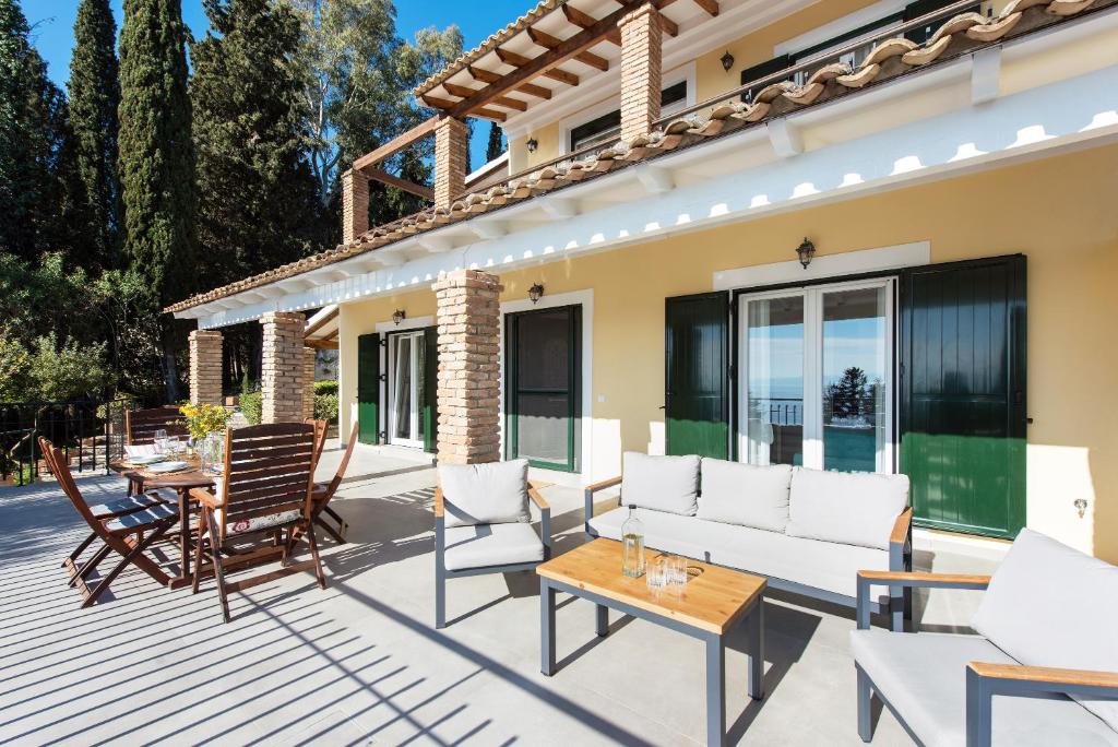 Balkón nebo terasa v ubytování Lucky Villas
