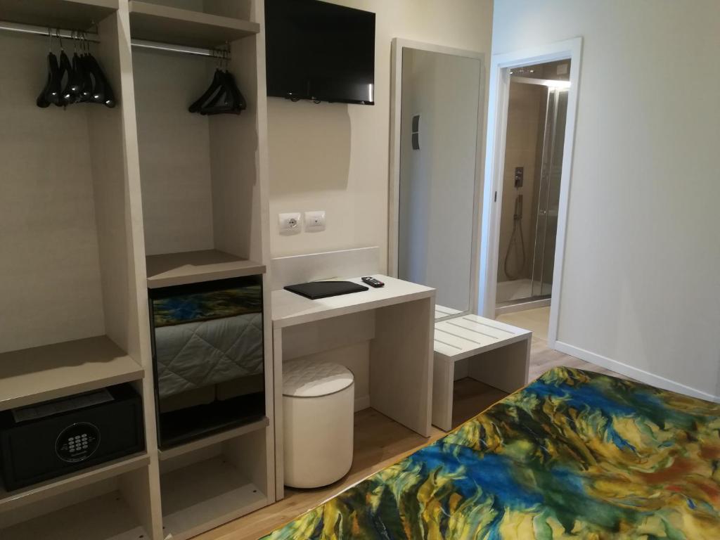 Roma Hotel - Standard Double Room