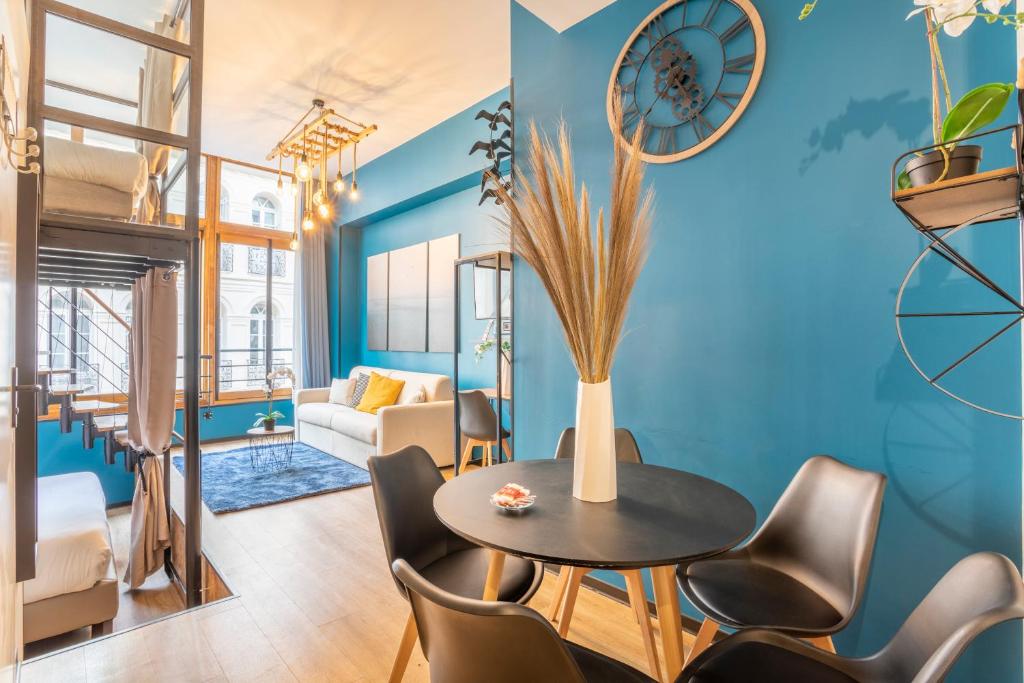 ADIRA Résid'Marseille Vieux-port - Duplex Apartment