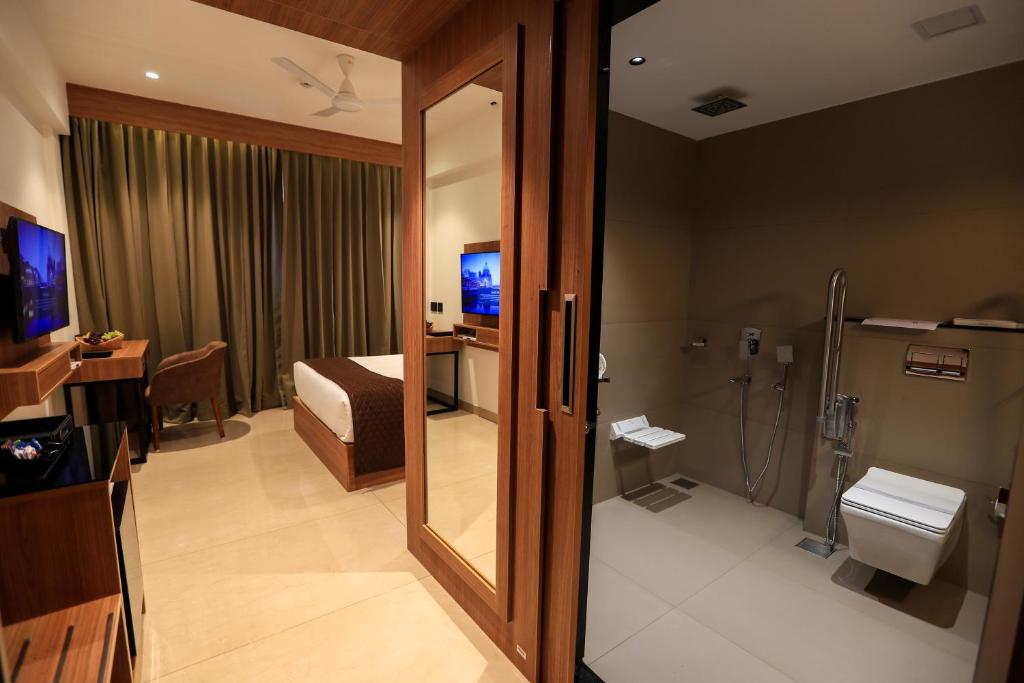 Koupelna v ubytování Hotel Saffron Wayanad