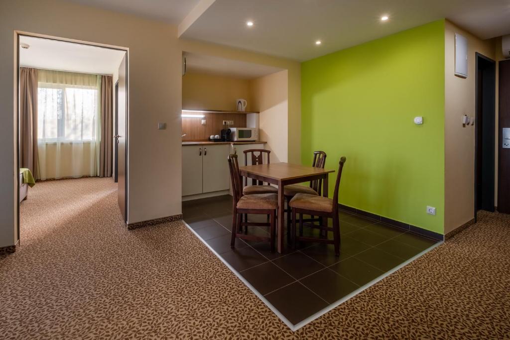 Hotel Margareta - Suite De Luxe Avec Balcon