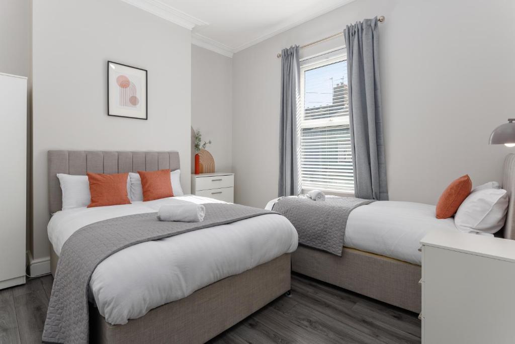 Host Liverpool Anfield Haven Elegant & PetFriendly, Liverpool