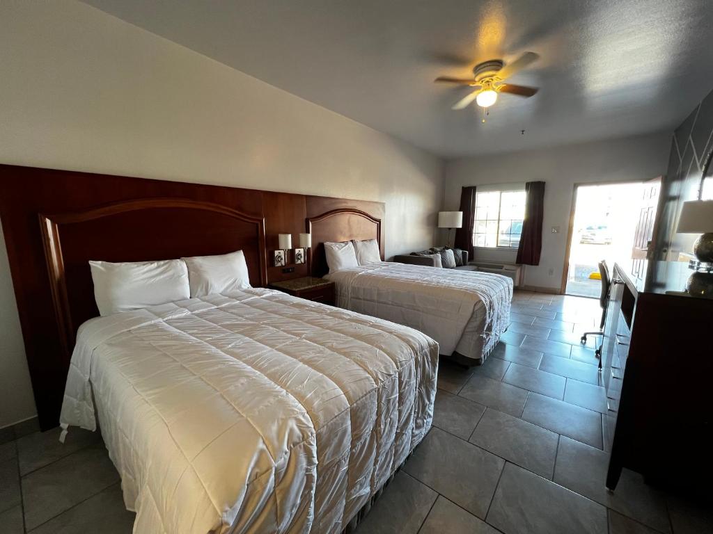 Casa Rosa Inn photo