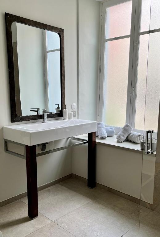 LA COUR CARREE - chambres d'hôtes - 8