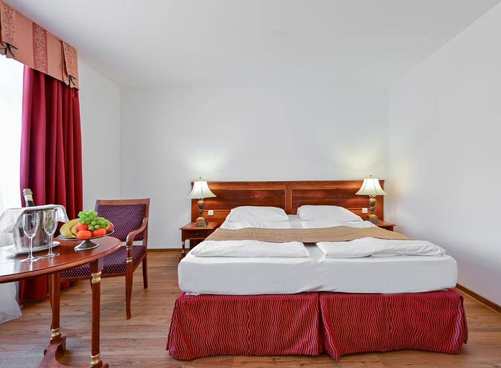 
Deluxe Room with Balcony
