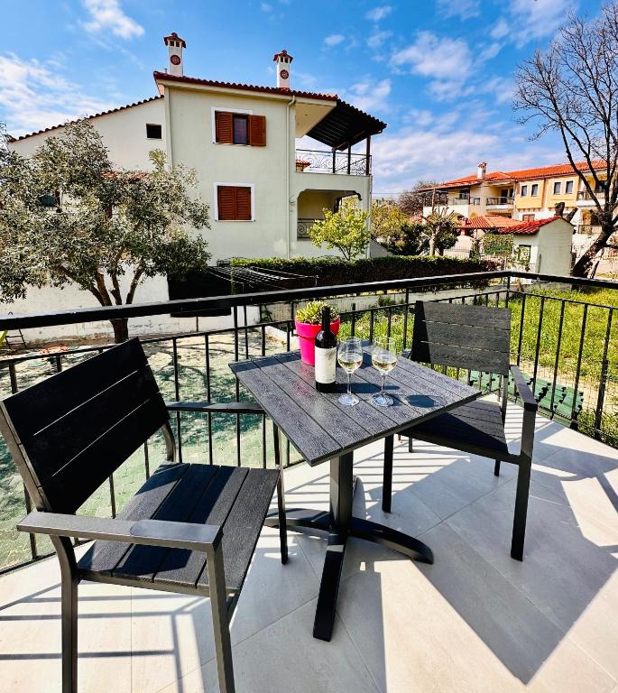 Balkón alebo terasa v ubytovaní Bella House Nikiti