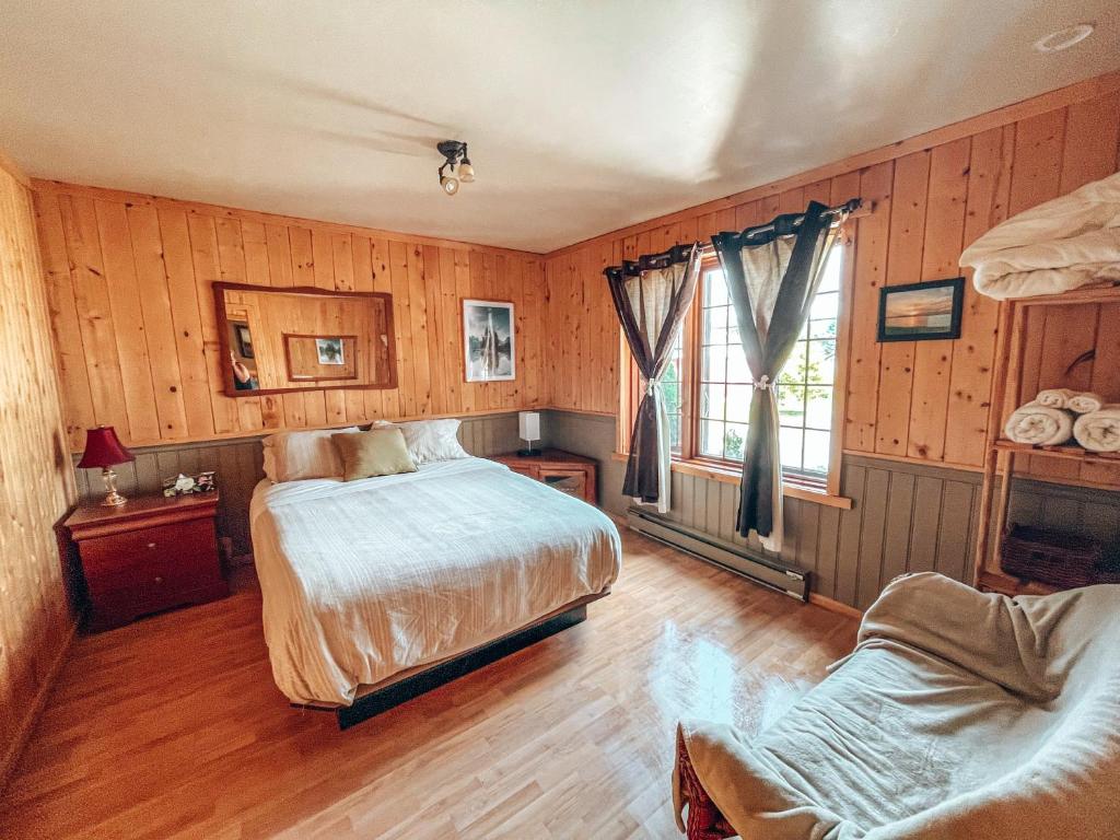 Postel nebo postele na pokoji v ubytování Gîte B&B du Village