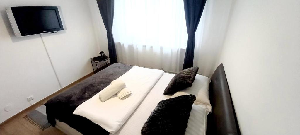33' Coquette Apartament