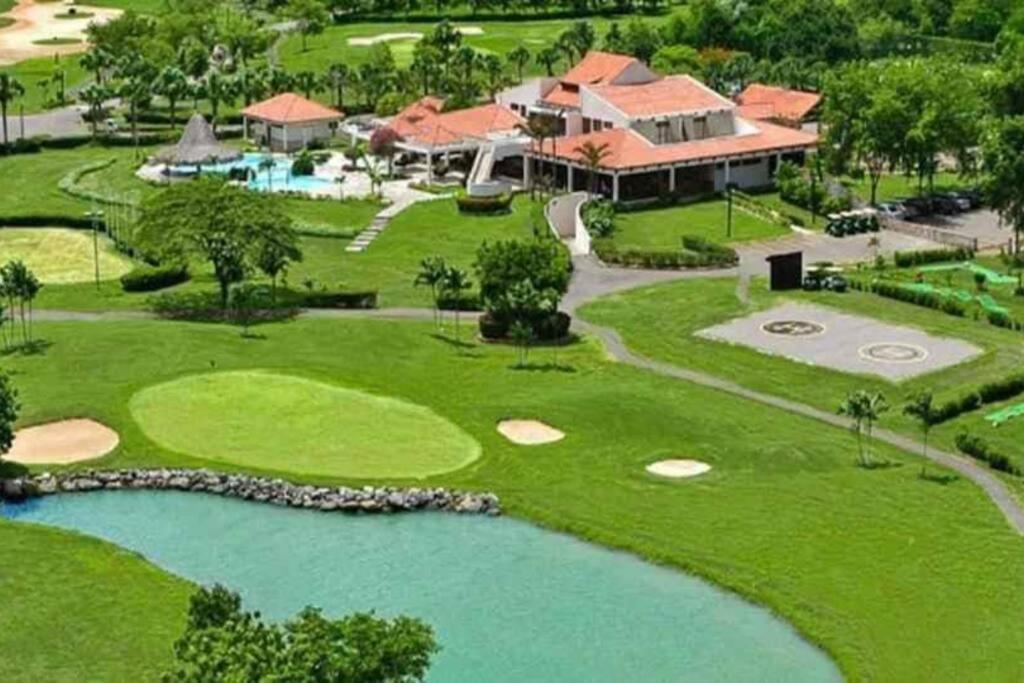 Golf v apartmánu nebo okolí