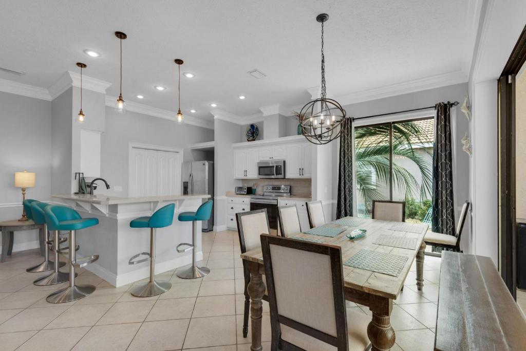 Destiny Splash, Destin Updated 2023 Prices