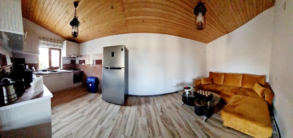 Kuchyň nebo kuchyňský kout v ubytování Elival House