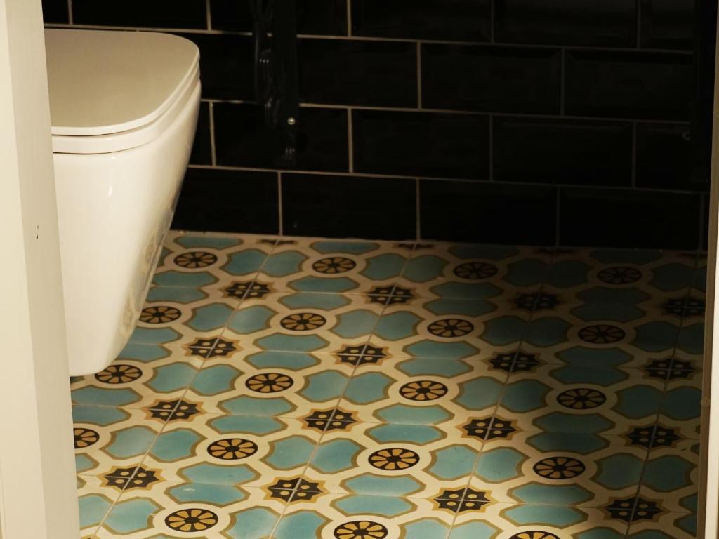 Tilas - Rooms in 19th Century Wooden Townhouse,Kadikoy - 19