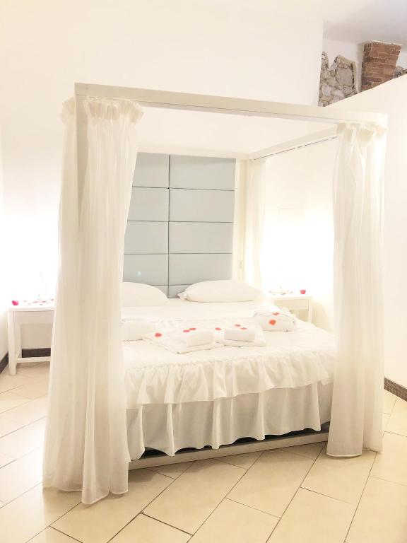Suite In Love 21