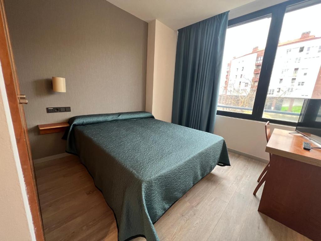 Duque de Wellington, Vitoria-Gasteiz – Updated 2023 Prices