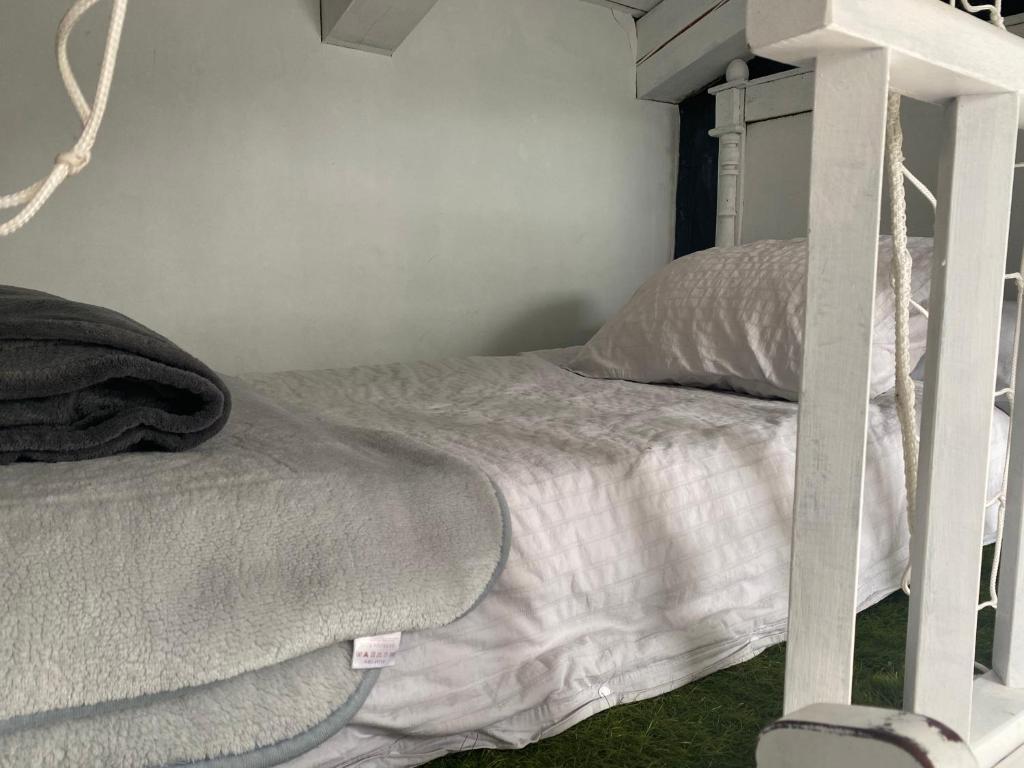 Postel nebo postele na pokoji v ubytování Casa rural De Añil - Jardín privado