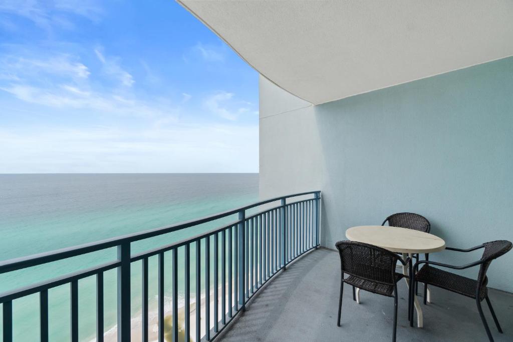 Sterling Breeze by Panhandle Getaways - Apartment With Sea View
