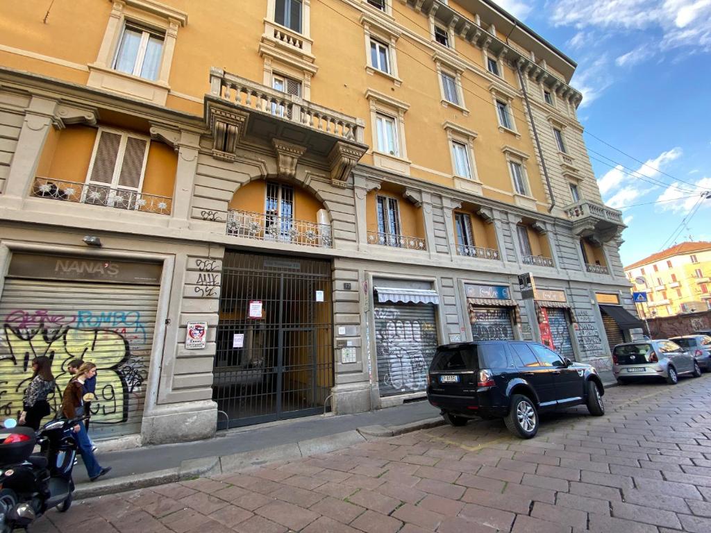 Здание апартаментов/квартиры