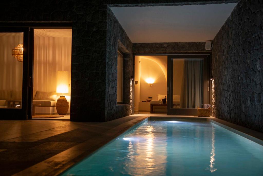 villa Oceanfront Nha Trang giá thuê