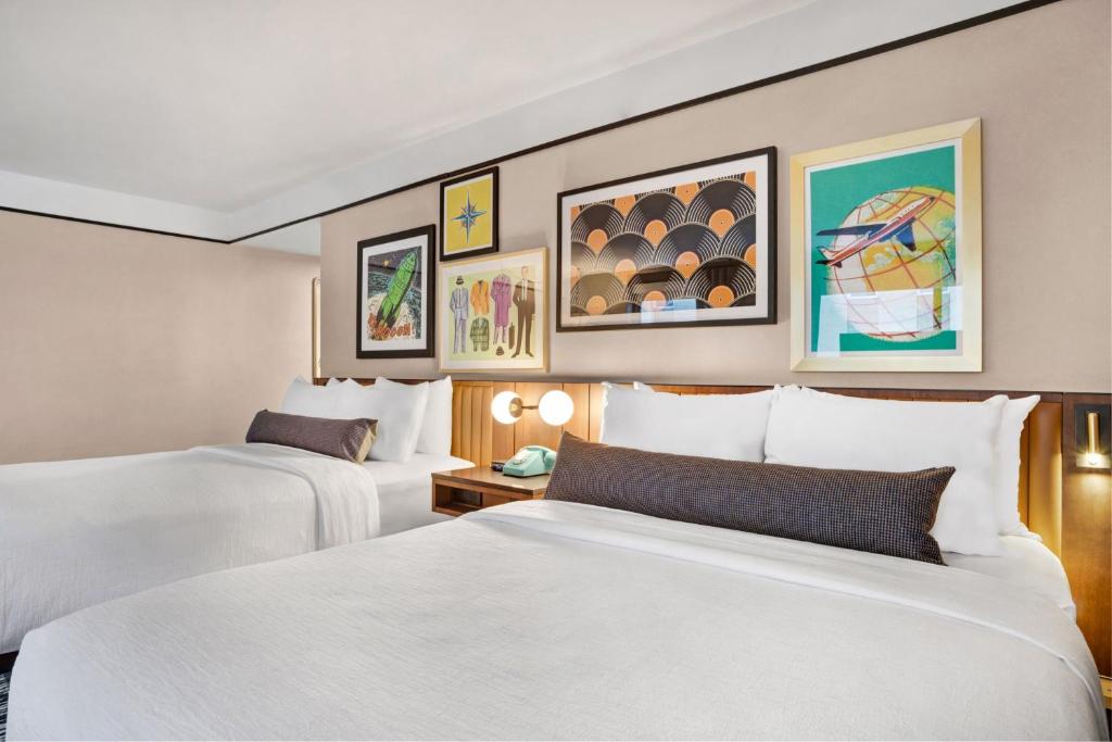 Hotel Indigo - Minneapolis Downtown by IHG photo