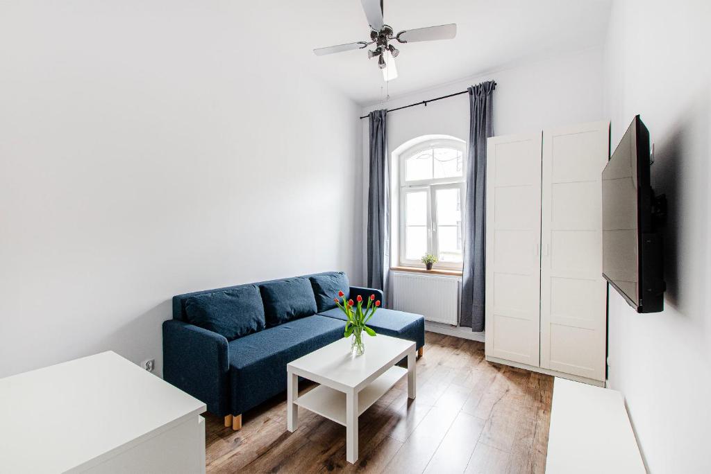 Televízia a/alebo spoločenská miestnosť v ubytovaní Smart Rental Management Apartments - CITY CENTER