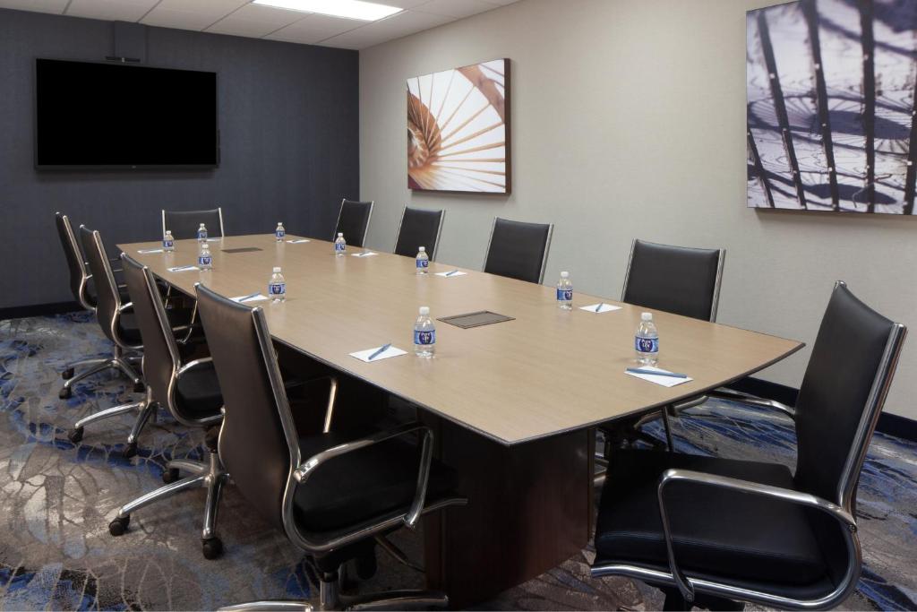 Fairfield Inn & Suites by Marriott Charleston photo