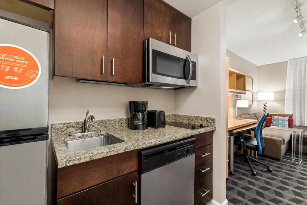 TownePlace Suites by Marriott Chattanooga Near Hamilton Place - Estudio King Con Sofá Cama