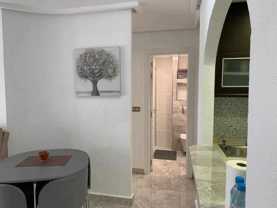 Fotografia z galérie ubytovania Precioso apartamento a 200 metros del mar v destinácii Torrevieja