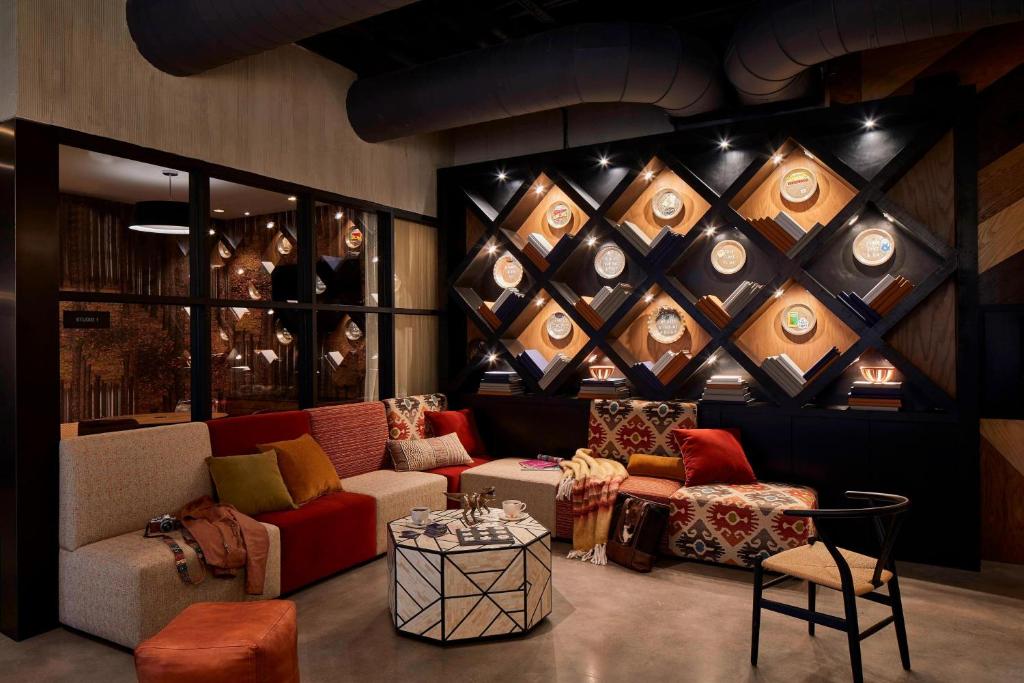Moxy Chattanooga Downtown photo